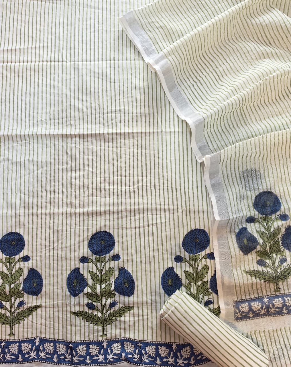COTTON SUIT WITH LINEN DUPATTA 119