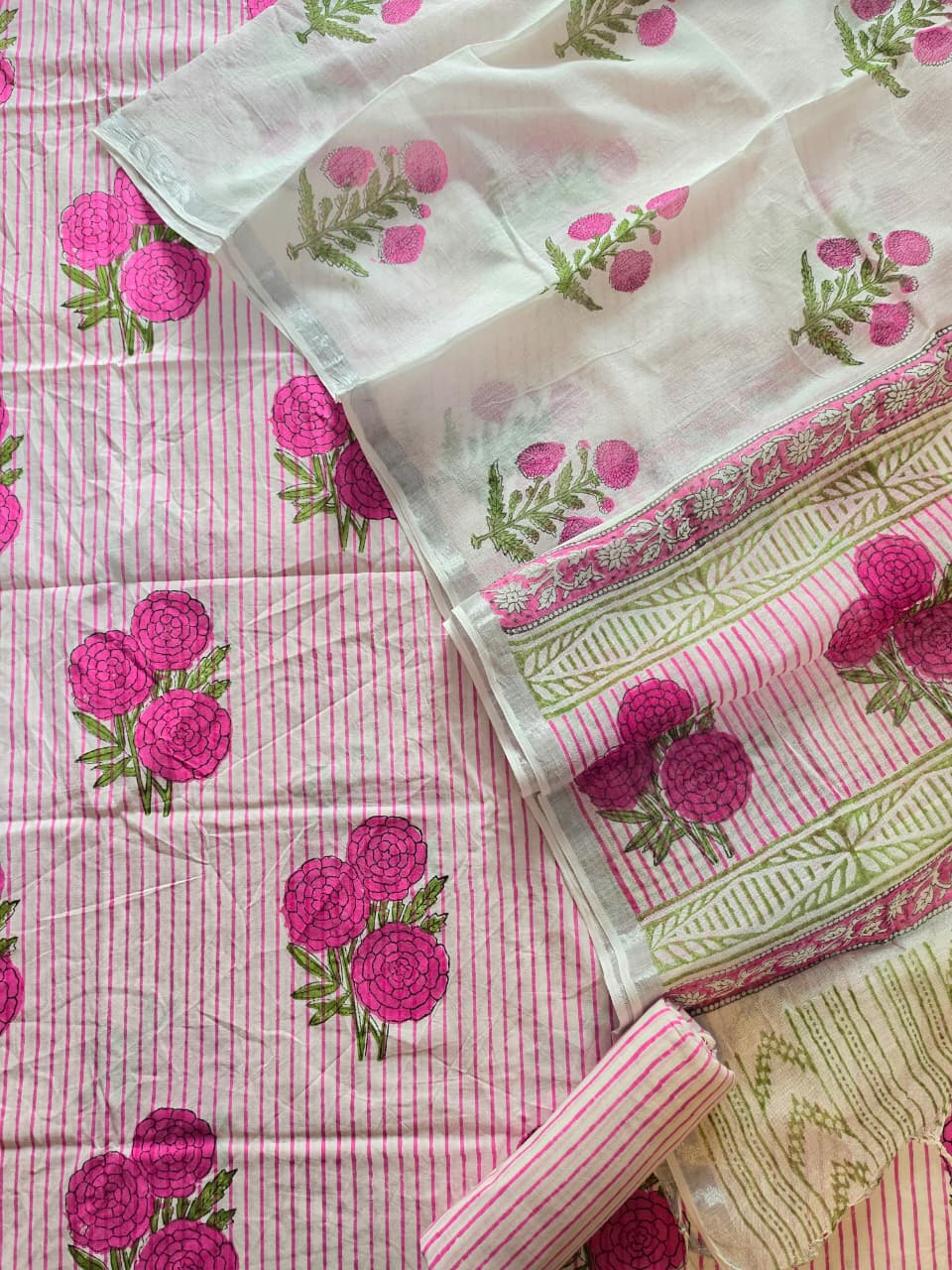 COTTON SUIT WITH LINEN DUPATTA 118