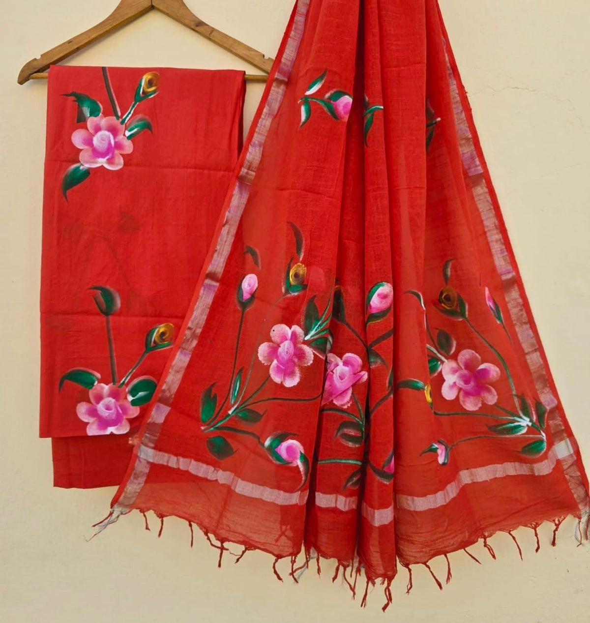 RED COTTON SUIT WITH LINEN DUPATTA 124