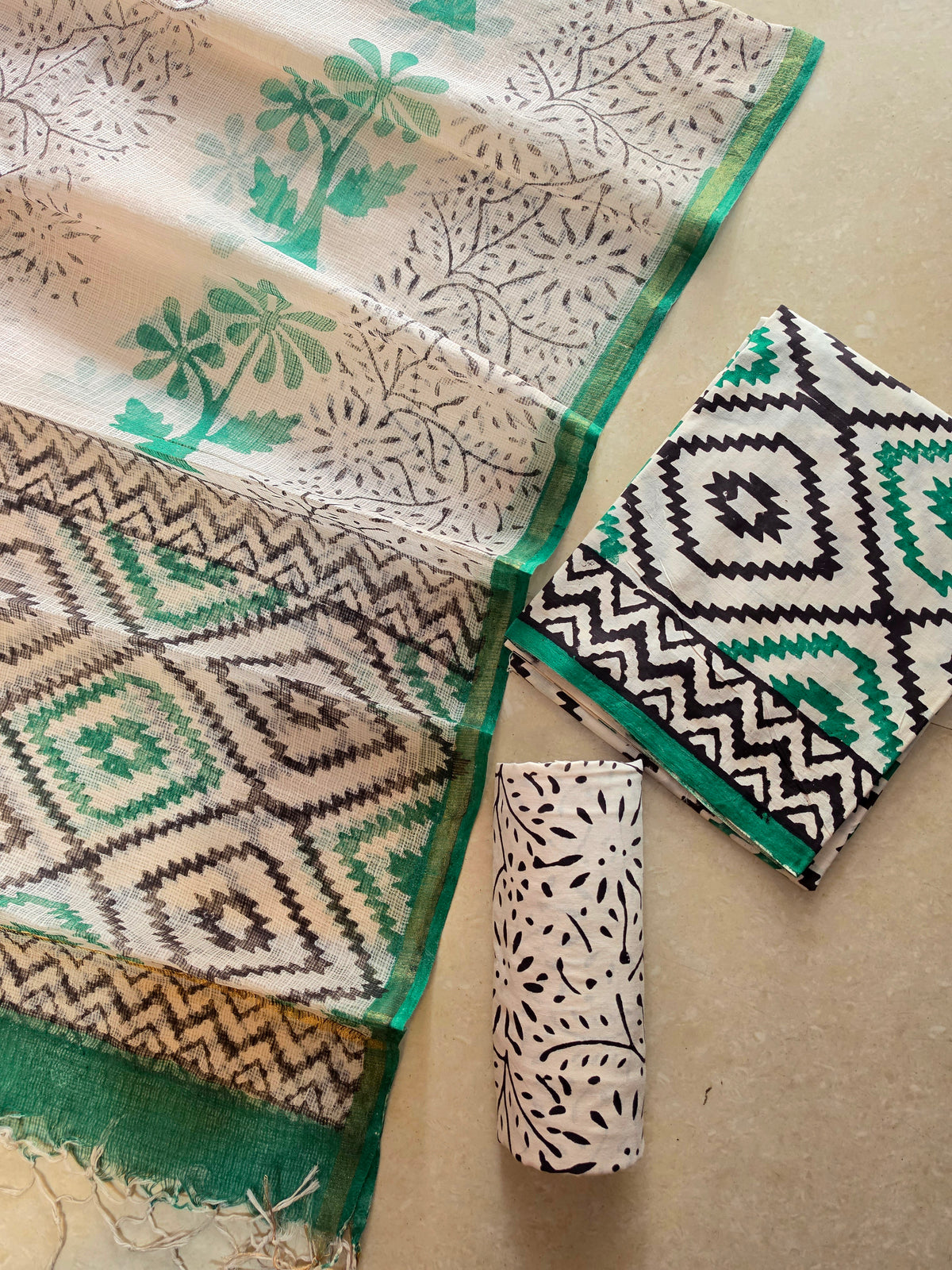 Stylish Block Printed Cotton Suit With Kota Doriya Dupatta (BG27)